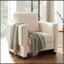 Fauteuil d'appoint rembourré avec accoudoirs en bois et coussin épais-130605533
