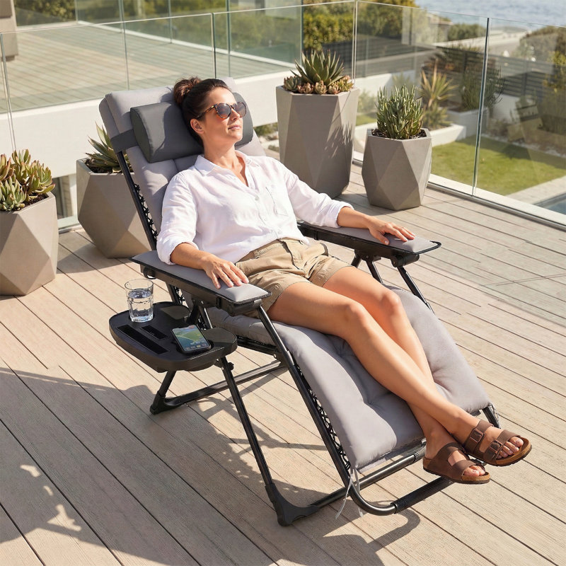 Outdoor Lounge Chair