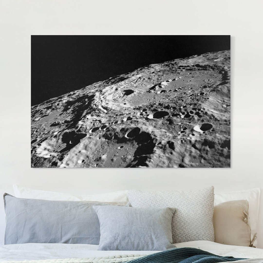 Leinwandbild NASA Fotografie Mondkrater