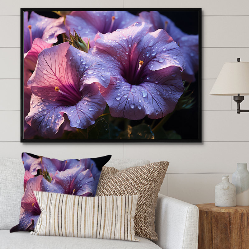 «Purple Morning Glory Morning Bliss», reproduction sur toile, H 34 po x l 44 po x P 1,5 po, Cadre flottant noir