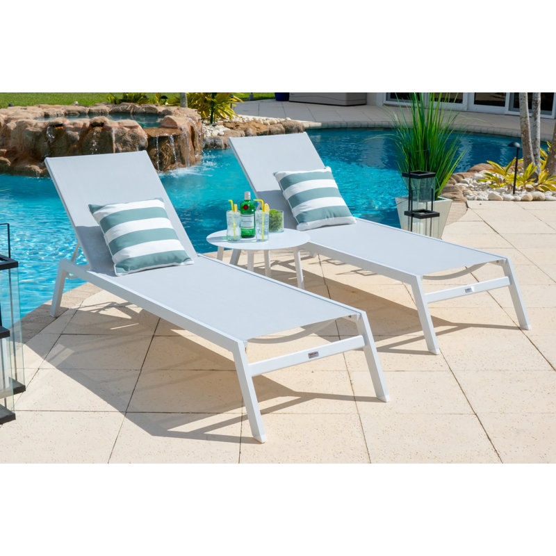 Ensemble de chaises longues inclinables de 83 po Reansh, Blanc