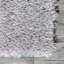 Tapis à poil long gris clair performance de style contemporain Andreanna-497154805