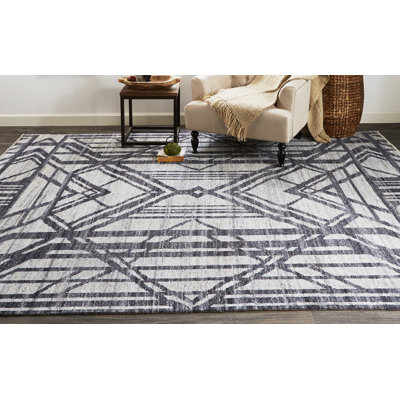 Yula Hand Knotted Wool Geometric Indoor Rug
