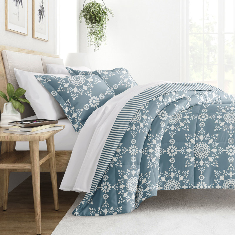 Light Blue Reversible Down Alternative Comforter Set, Full