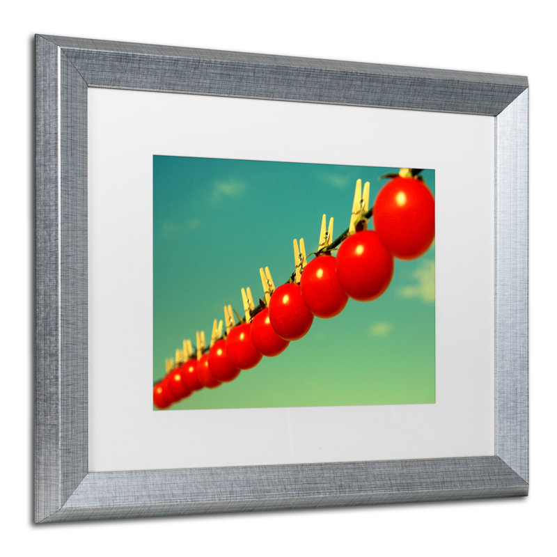 "tomates séchée au soleil" par "beata czyzowska young, reproduction encadrée sur toile matte, H 16 po x l 20 po x P 0,5 po