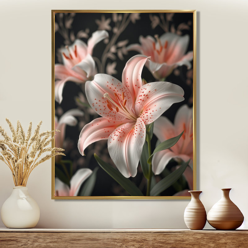 «White and Pink Garden Lily Crystal Photo I - Lilies», reproduction d'art murale, H 12 po x l 20 po, Cadre flottant doré