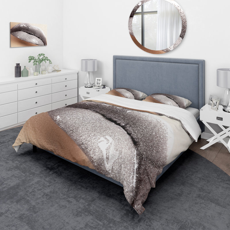 Close Up Of Woman Lips With Glittering Silver - Modern Duvet Cover Set, King Duvet Cover + 2 King Shams
