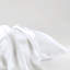 Ensemble de draps en satin blanc de luxe pour lit simple (4 pièces) - Infroissable, doux pour la peau et les cheveux, convient aux matelas de 40 cm d'épaisseur, comprend un drap plat et des taies d'oreiller. Dompte les frisottis pour un sommeil réparateur et paisible.