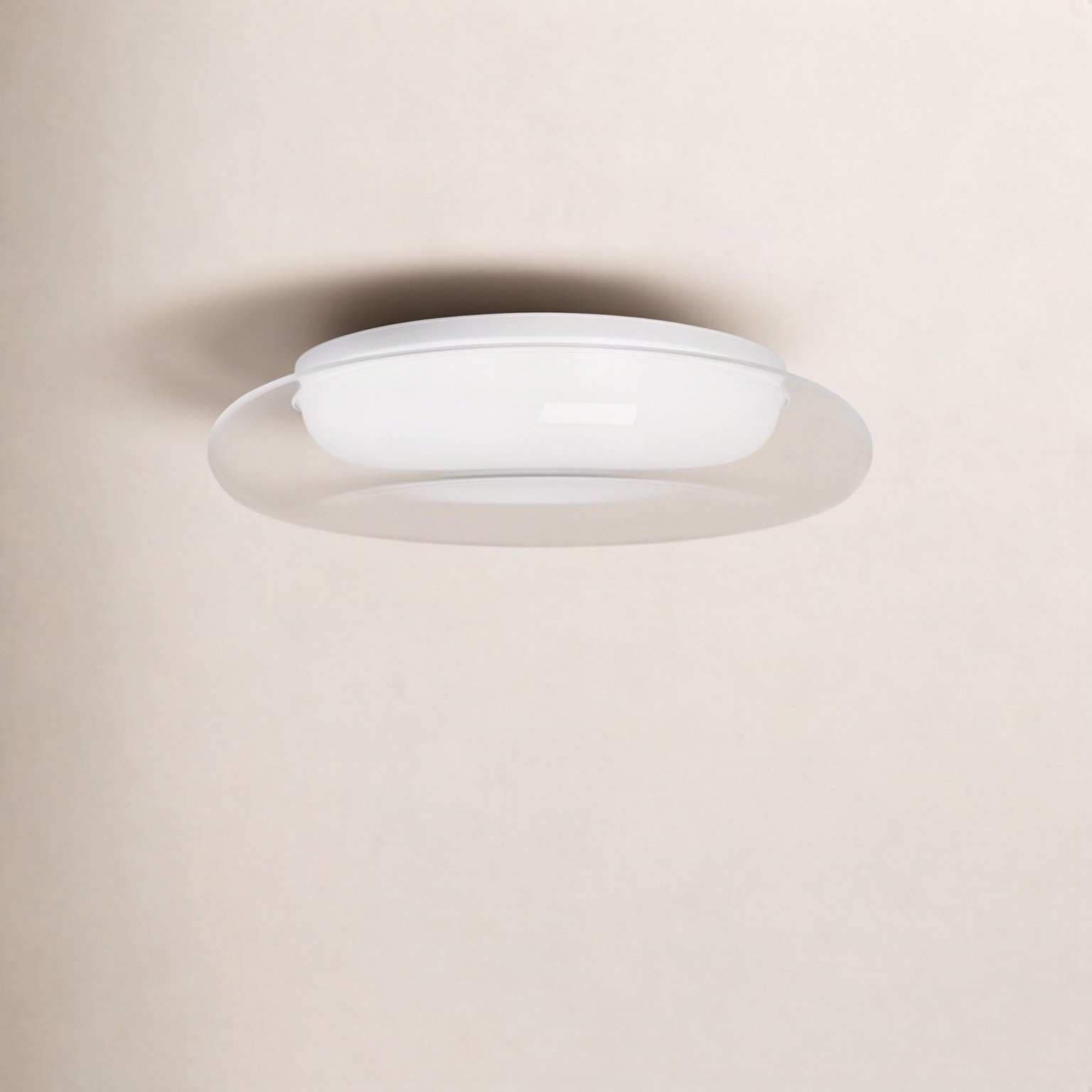 Doma Single Light Flush Mount, 4" H x 18" W x 18" D