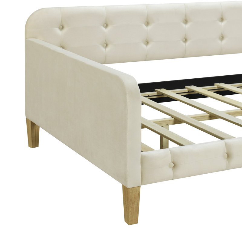 Lit de jour simple avec accoudoirs carrés et blancs élégants et pratiques pour le salon