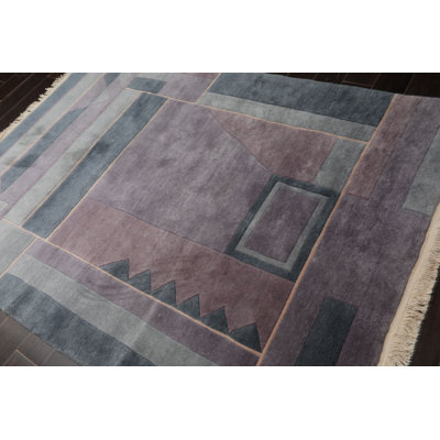 Tapis contemporain tibétain gris en laine noué à la main 5 pi 6 po x 7 pi 6 po