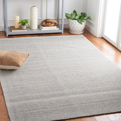 Tapis vert foncé / ivoire MSR9675 Wilton