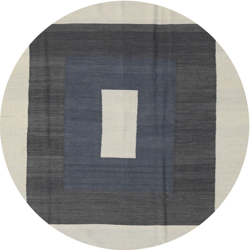 Indoor Rug, Round 7'