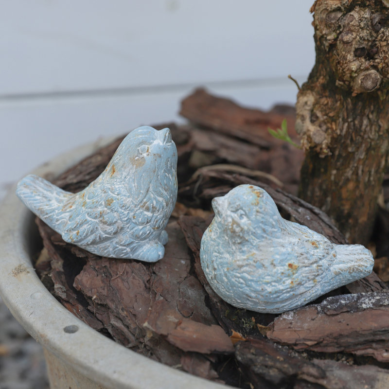 Figurines d'extérieur, Bleu