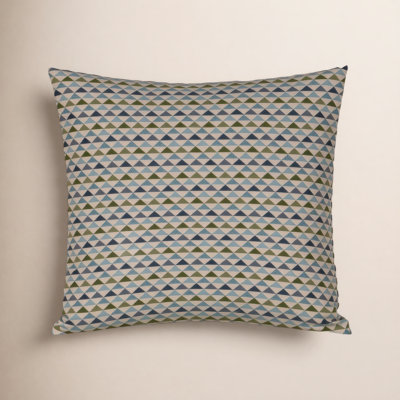 Mauna 20" x 20" Pillow Cover & Insert