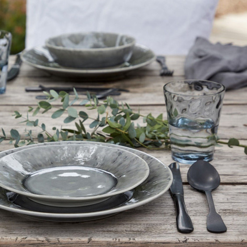Madeira Dinner Plate, Gray