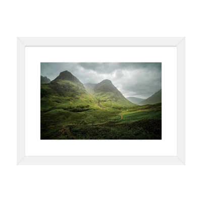 Écosse, la route vers Glencoe par les trois sœurs par Philippe Manguin - reproduction de photo