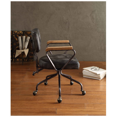 Fauteuil de direction Hallie en cuir fleur noir rétro - pivotant à dossier moyen avec revêtement capitonné et accoudoirs en bois