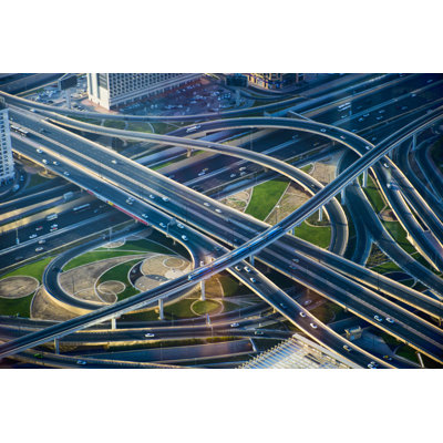 Crossroad in Dubai by Kotijelly