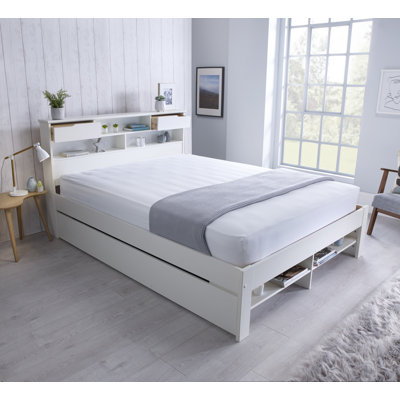 Acalia Bed
