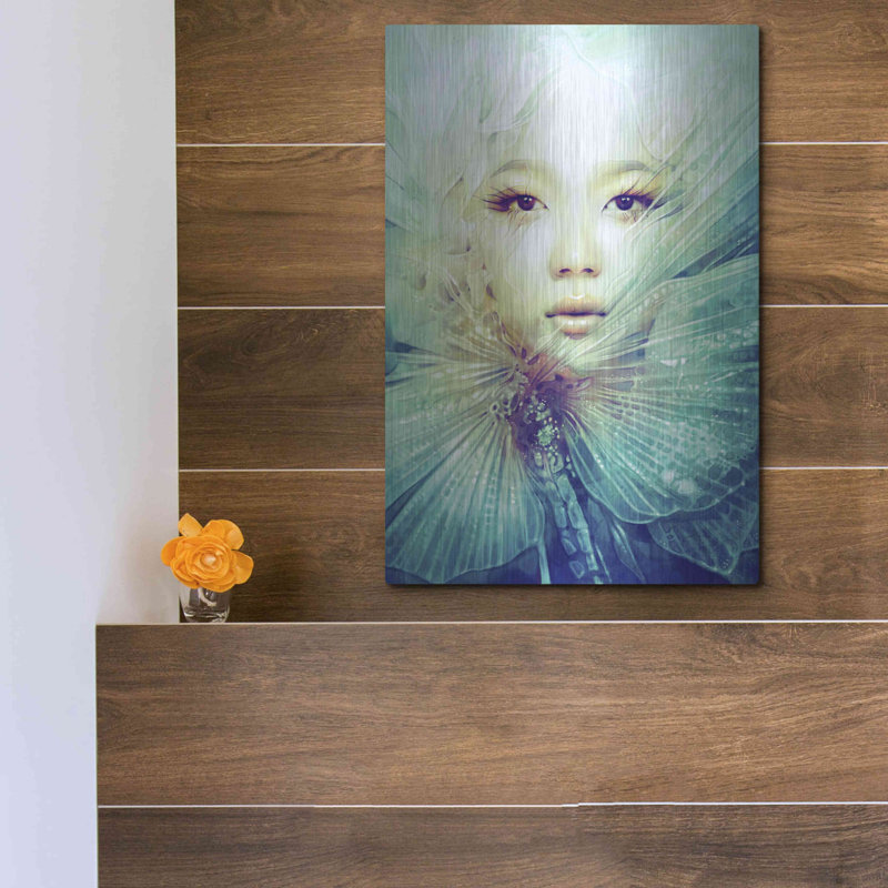 «Locust» par Anna Dittman, H 16 po x l 12 po