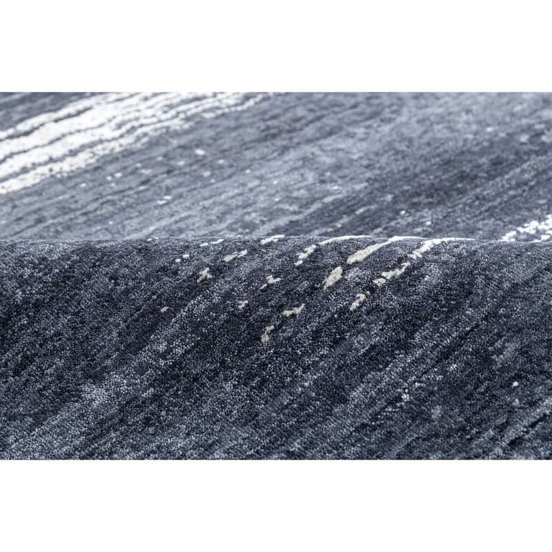 Hand Knotted Area Rug in Black/Silver, Rectangle 5' x 8'