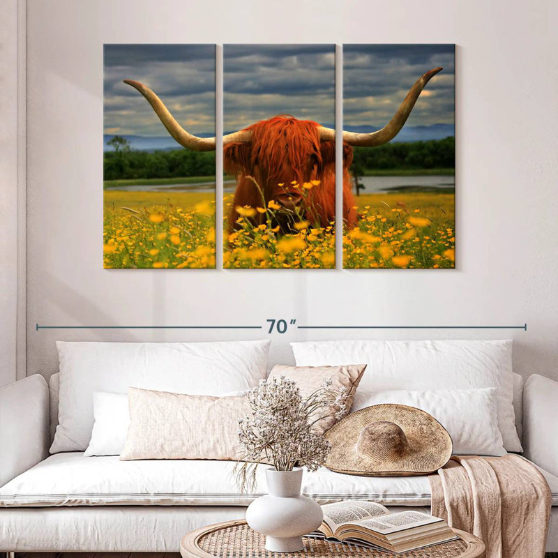 Vache florale des hautes plaines, H 32 po x l 50 po