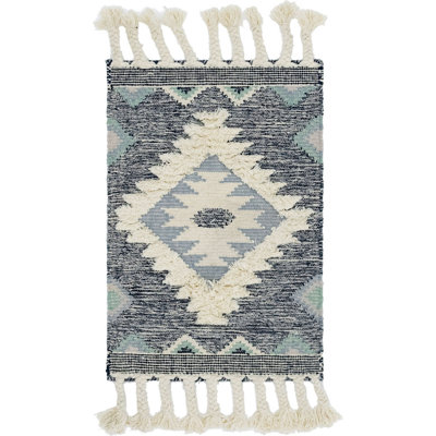 Alenah Wool Southwestern Indoor Rug