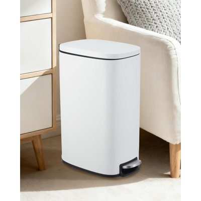 Poubelle mince en acier inoxydable 13 gallons, poubelle étroite avec couvercle à fermeture en douceur, seau intérieur amovible, poubelle compacte pour la cuisine, la salle de bain et le bureau