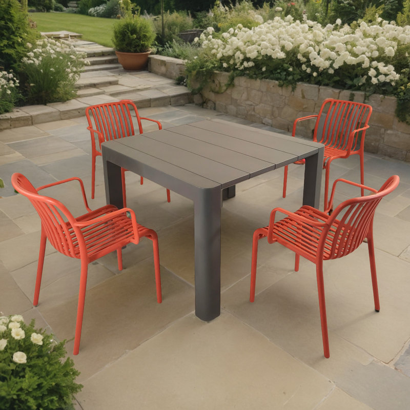 Honiton 4 - Person 100 Long, Grey/Red