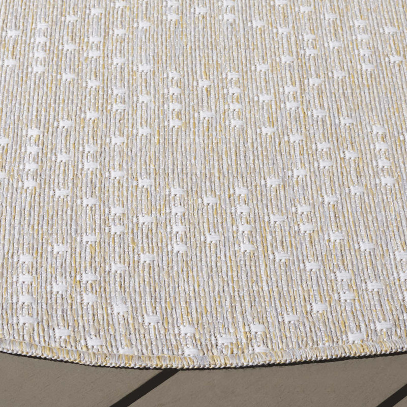 Tapis d'intérieur / extérieur géométrique en polypropylène / polyester Lavaka 850 beige / jaune, Rond 6 pi 7 po