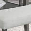 Banc en tissu à hauteur de comptoir avec structure en bois gris et repose-pieds en bois - sièges de salle à manger et de cuisine rembourrés-796590395