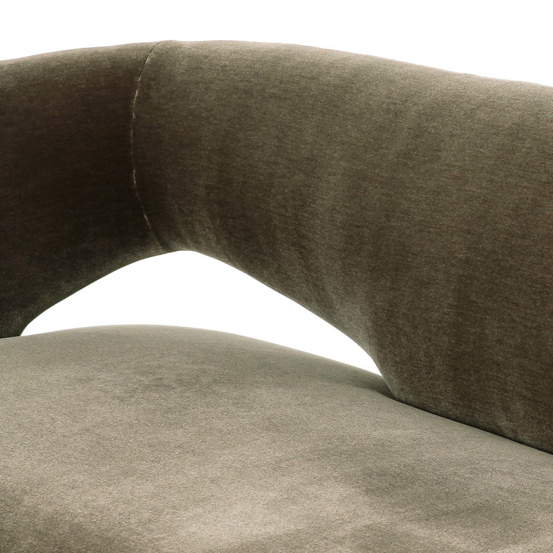 Mazie Sofa, Monte Olive
