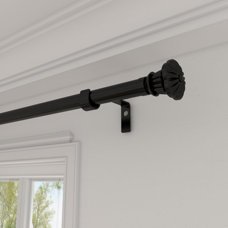 Tringle à rideaux réglable simple en métal x 0,78 po de diamètre, 84" - 120"