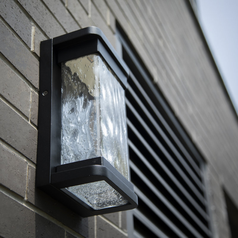 Garneau LED Wall Light