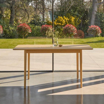 Extendable Oak Dining Table
