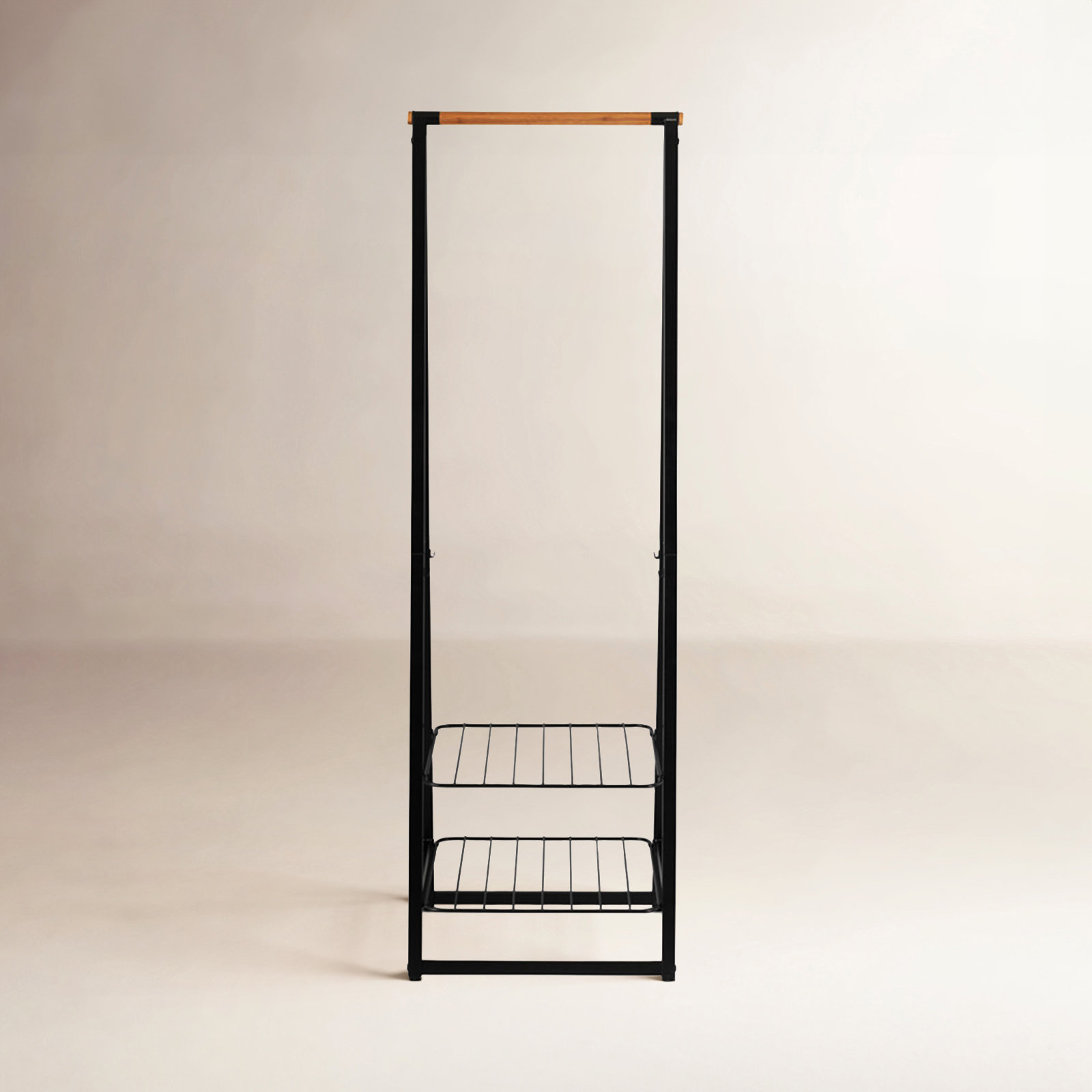 Linn Garment Rack, Black
