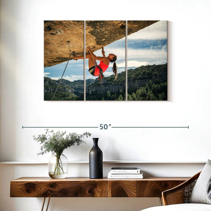 Senne Margalef Rock Climber, 24" H x 38" W