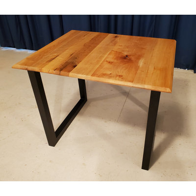 Magnifique table en érable avec motifs d'érable bouclés