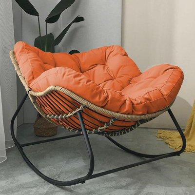 Fleece Fabric；Iron Rocking Chair