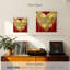 Hardie Big Hearted Gold sur fond rouge-109094989