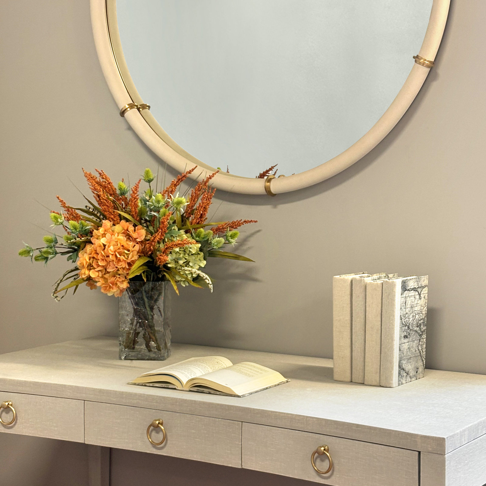 Hydrangea and Heather Fall Arrangement in a Glass Vase