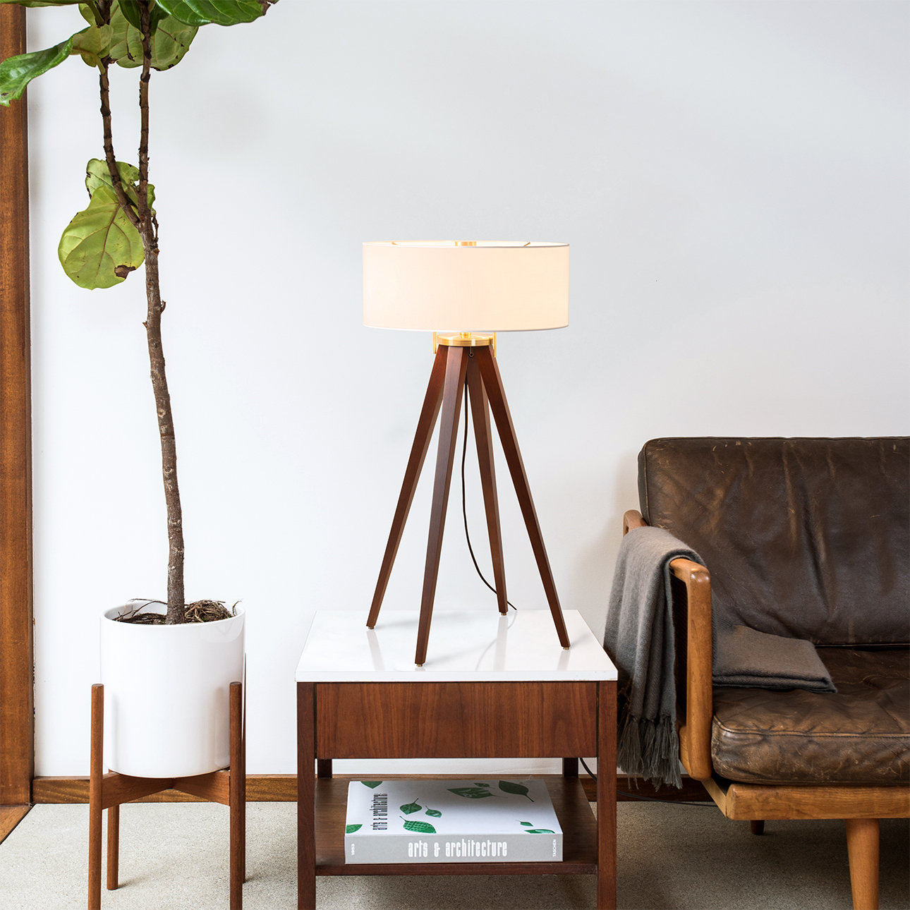 Quattro Tripod Table Lamp, Dark Walnut
