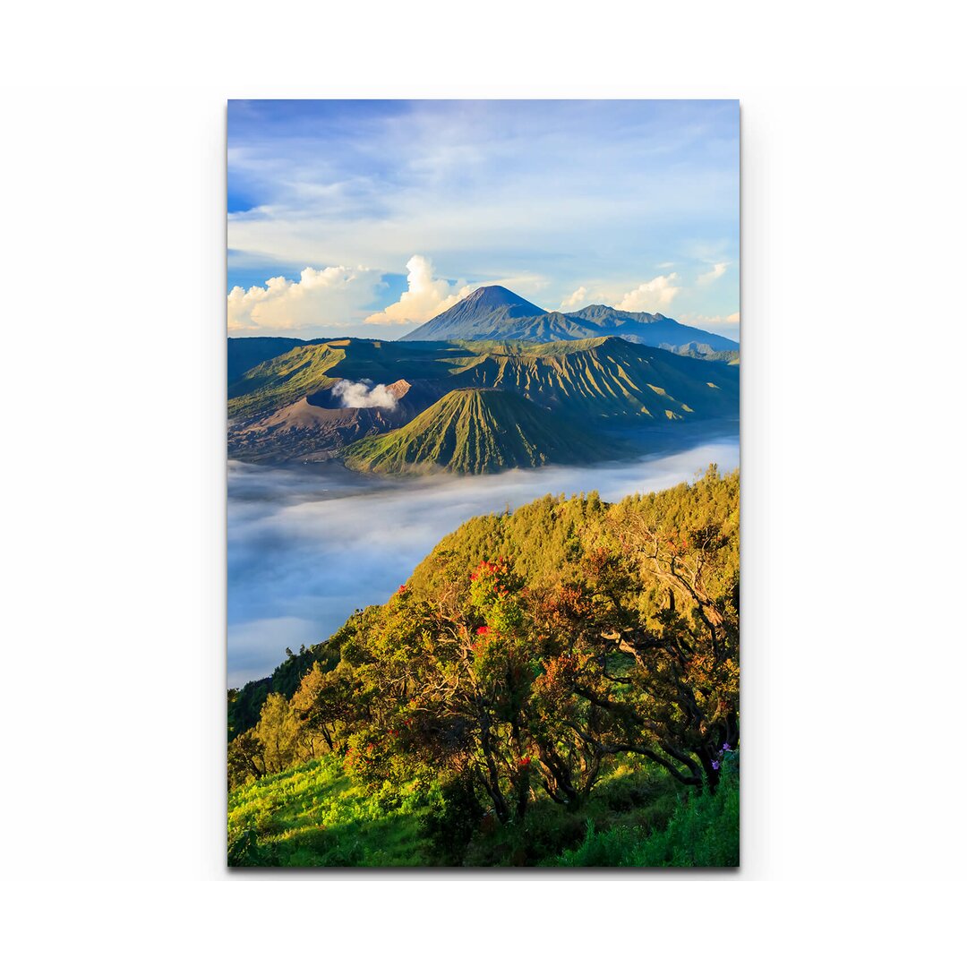 Leinwandbild Vulkan Bromo bei Sonnenaufgang – Indonesien