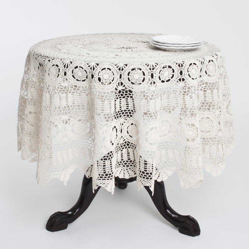 Cavaillon Lace Tablecloth, Beige, 72" Round
