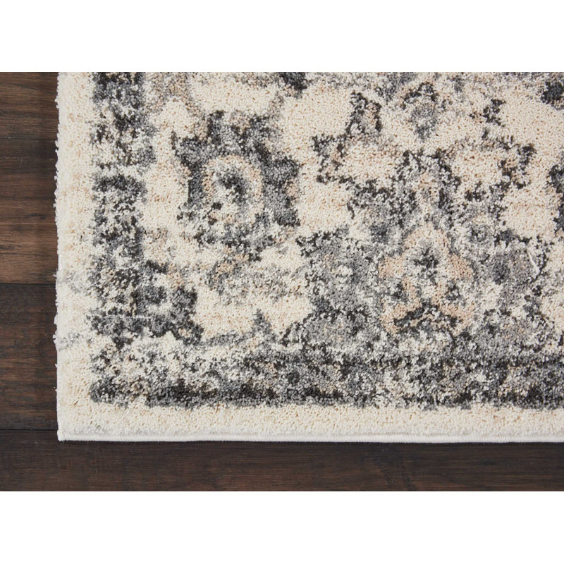 Tapis crème d'inspiration persane Lashanda, Tapis de couloir 2 pi 2 po x 7 pi 6 po