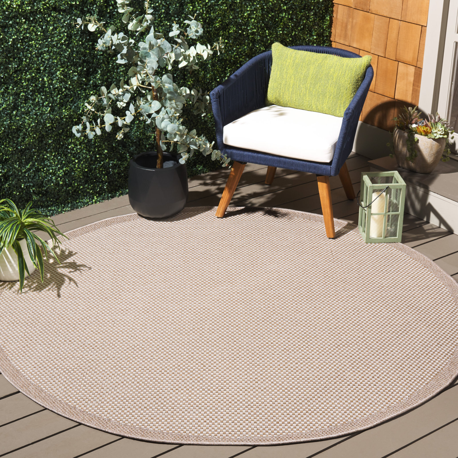 All-Weather Performance Checkered Rug, Round 6'7"