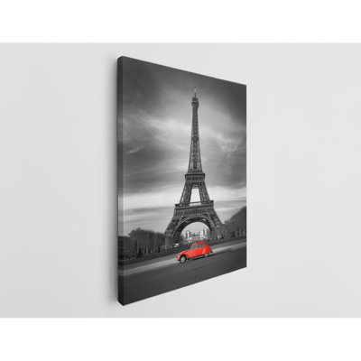 «Eiffel Tower and a Red Car Paris France», reproduction sur toile