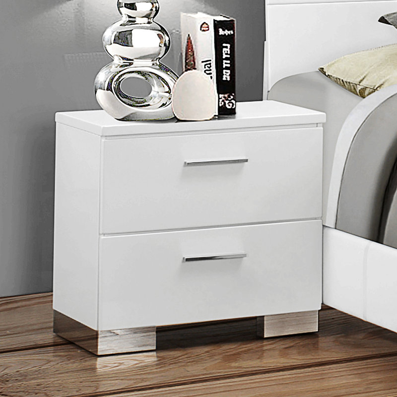 Ahmiah 23.25'' W Solid Wood Nightstand