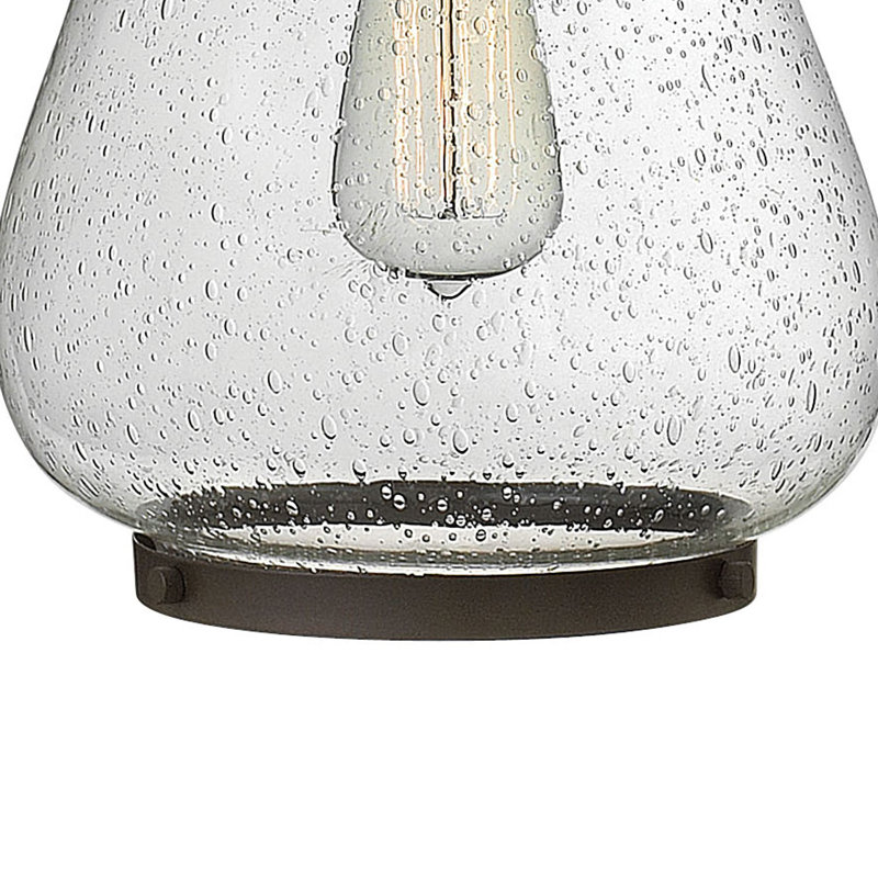 Luminaire suspendu en forme de cloche à 1 lumière Finley, Bronze huilé